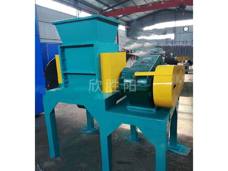 動(dòng)物油單動(dòng)力破碎機(jī)